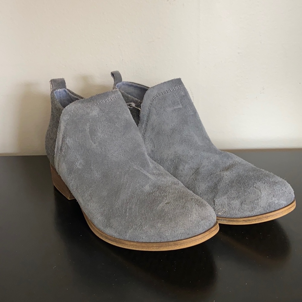 Toms shade and flannel booties